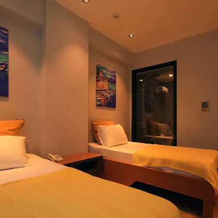 Espina Hotel *